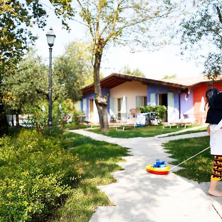 Appartamenti Il Ruscello Manerba del Garda Luaran gambar